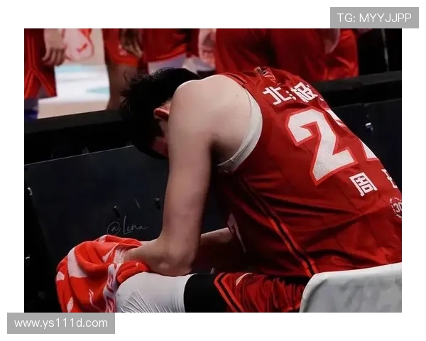 周琦空砍15分19篮板难救新疆