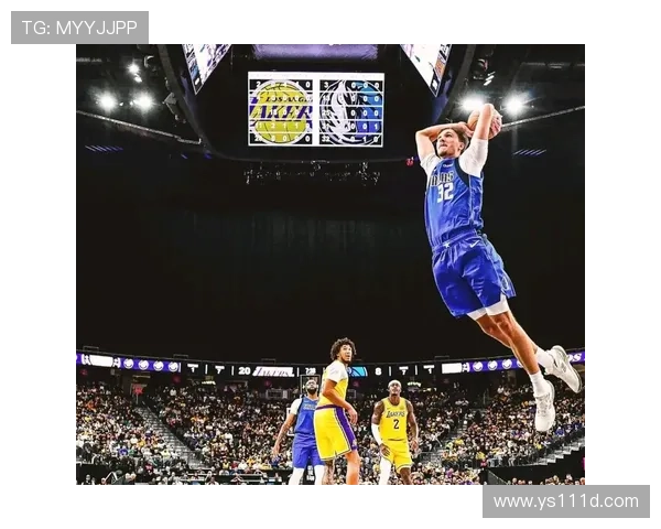 詹姆斯三双难救湖人 弗拉格神勇比肩艾弗森 詹姆斯三双难救湖人 弗拉格神勇比肩艾弗森